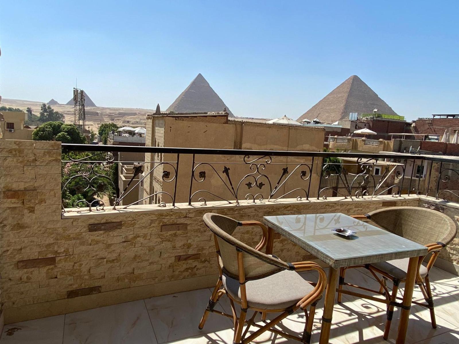 Narmer Pyramids View Kafret el-Gabal 외부 사진